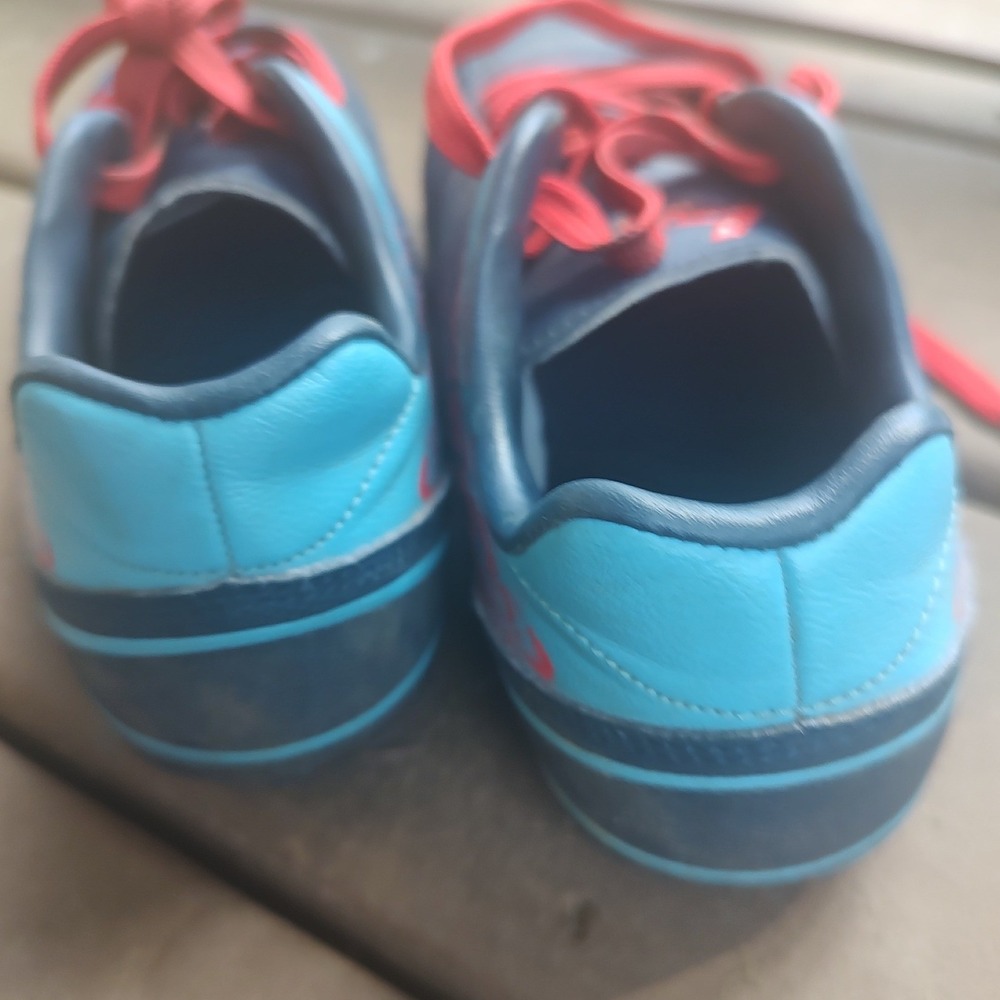 Brave Kids Soccer Cleats Navy Blue Light Blue Red Athletic Shoes Youth Size